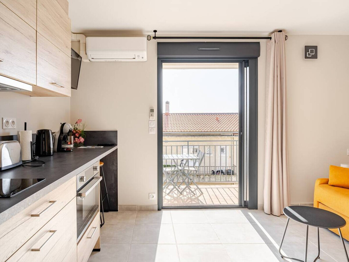 Studio rénové avec terrasse, 4 min de la plage - Photo 1