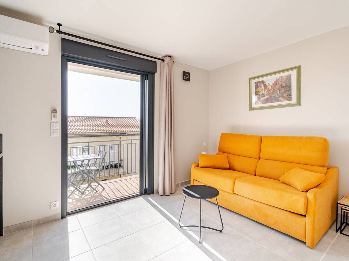 Studio rénové avec terrasse, 4 min de la plage - Photo 2