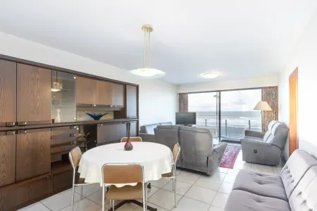 Location appartement à Middelkerke, Appartement avec vue frontale sur la mer + parking