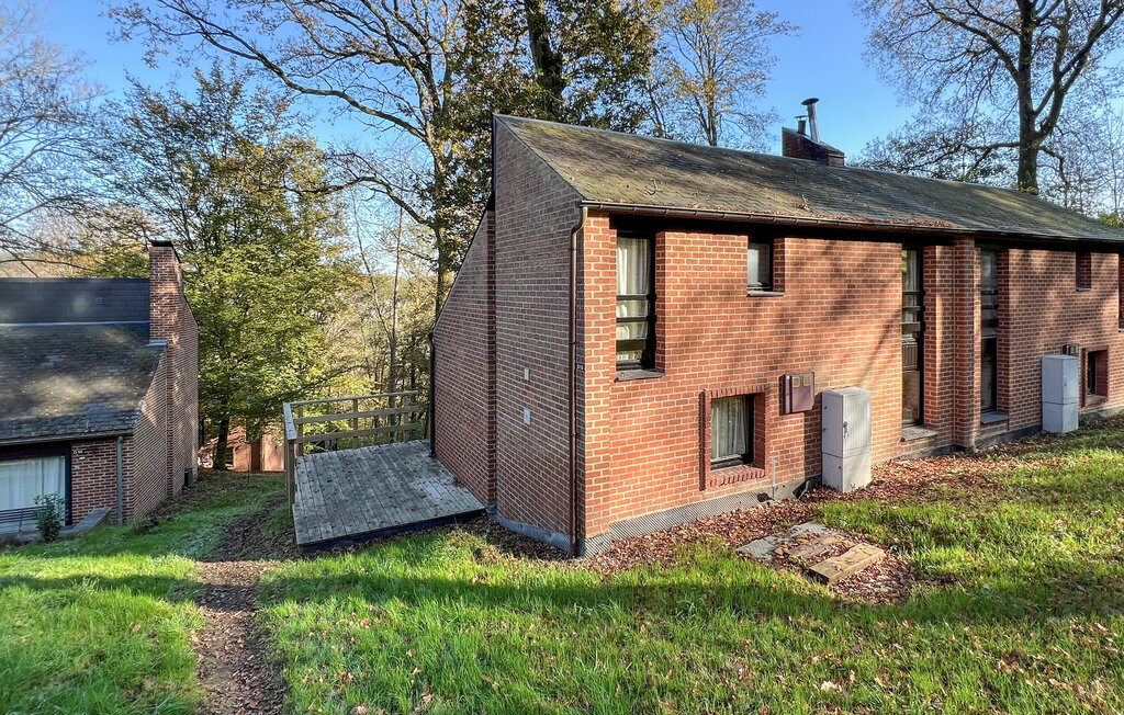 Maison rustique Hastière avec terrasse bois et poêle - Photo 11
