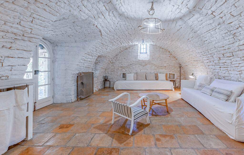 Maison en pierre avec piscine partagée au Rouet - Photo 3