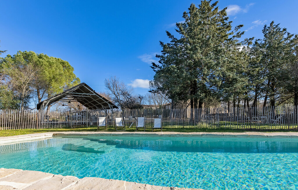 Maison en pierre avec piscine partagée au Rouet - Photo 10