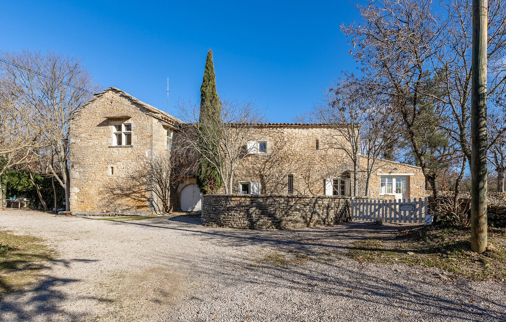 Maison en pierre avec piscine partagée au Rouet - Photo 12