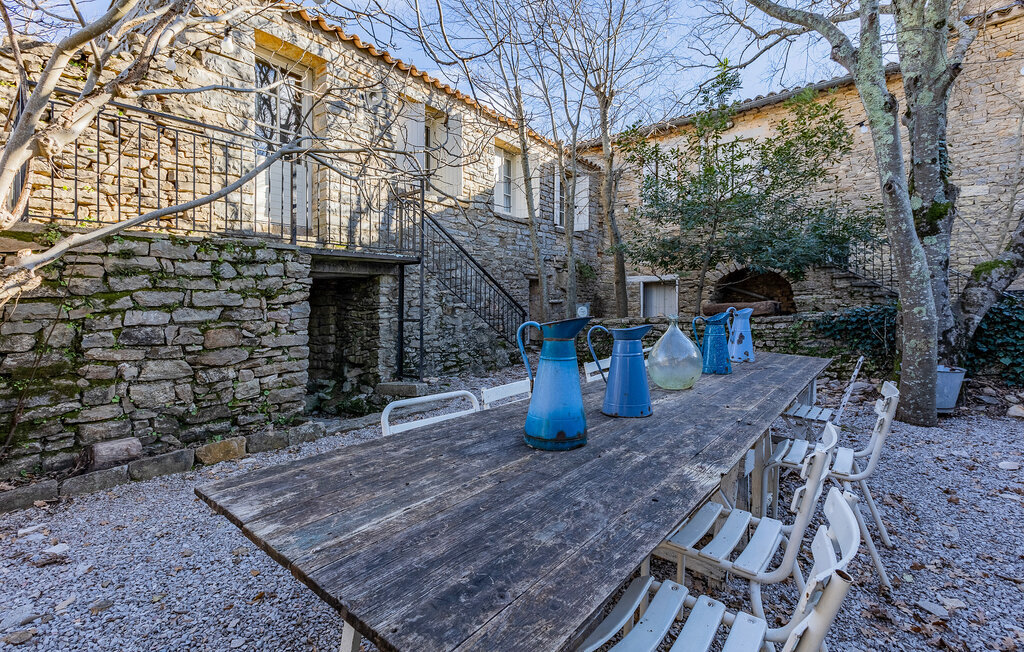 Maison en pierre avec piscine partagée au Rouet - Photo 14