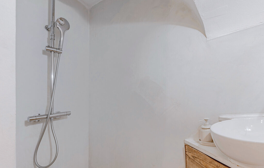 Maison en pierre avec piscine partagée au Rouet - Photo 24