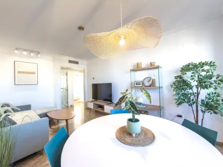 Location appartement à Estepona, Luxe à Estepona : Appartement 2 Chambres avec Terrasse et Piscine