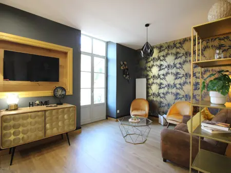 T2 bis Art Déco avec balcon à 50m² près des Thermes : photo 3