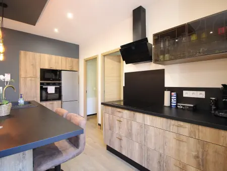 T2 bis Art Déco avec balcon à 50m² près des Thermes : photo 6
