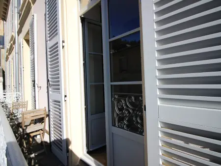T2 bis Art Déco avec balcon à 50m² près des Thermes : photo 14