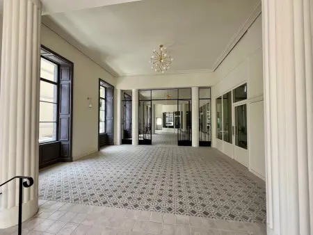 T2 bis Art Déco avec balcon à 50m² près des Thermes : photo 18
