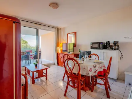 Appartement 2 pièces avec terrasse et vue mer à Saint Aygulf : photo 4