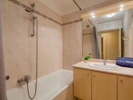 Appartement 2 pièces avec terrasse et vue mer à Saint Aygulf : photo 12