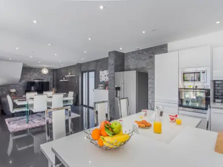 Villa 250 m² avec piscine privée à 400 m de la plage des Lecques : photo 13