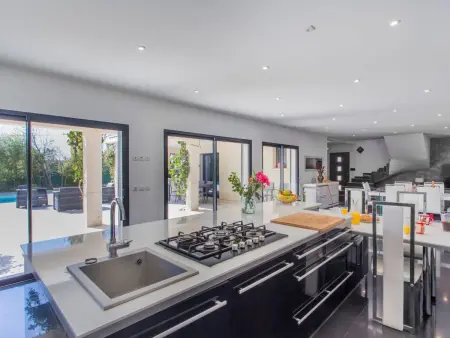 Villa 250 m² avec piscine privée à 400 m de la plage des Lecques : photo 16