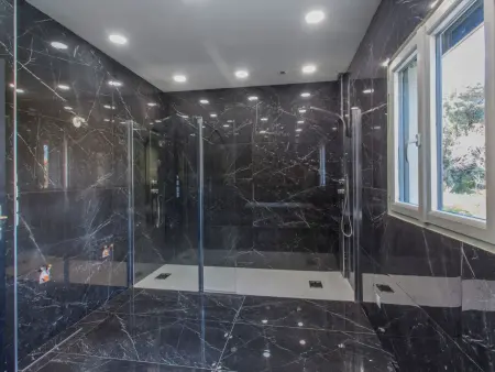 Villa 250 m² avec piscine privée à 400 m de la plage des Lecques : photo 23