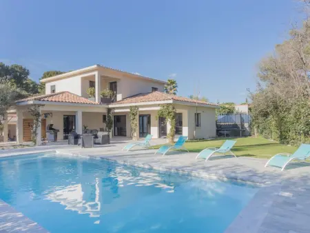 Villa 250 m² avec piscine privée à 400 m de la plage des Lecques : photo 28