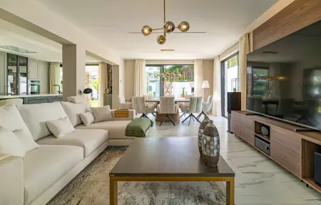 Amazing villa with heated pool, Maison 14 personnes à Benalmádena - Photo 3