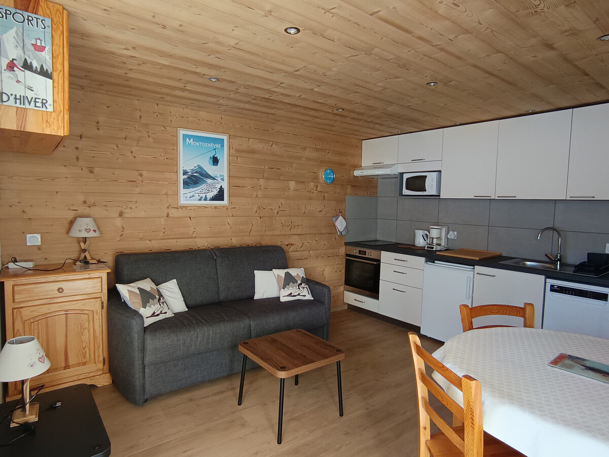 Studio rénové plein sud, 32 m², balcon et parking - Photo 7