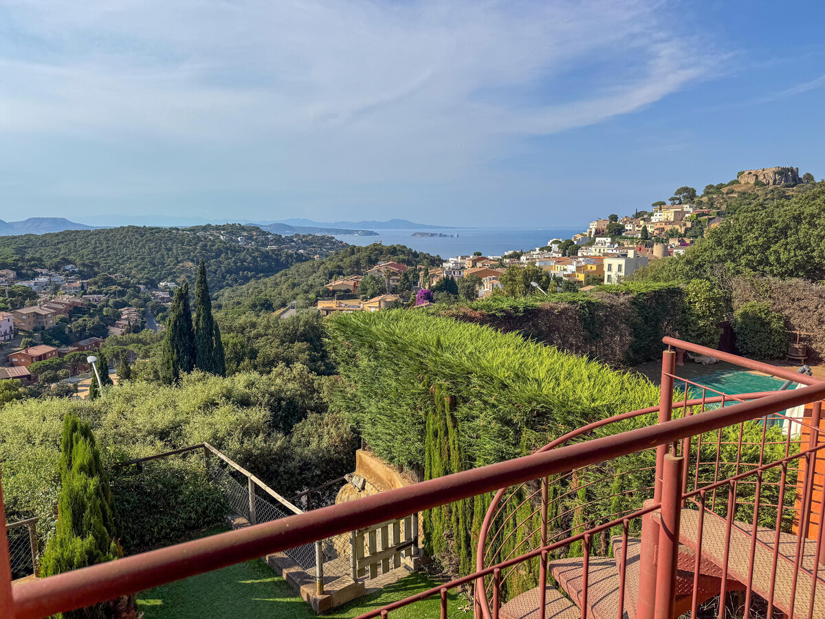 Maison 3 chambres vue mer à Begur, piscine partagée - Photo 2