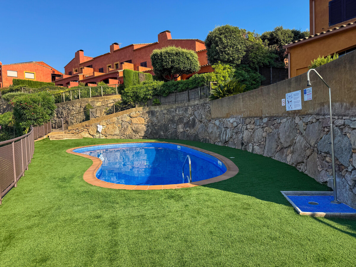 Maison 3 chambres vue mer à Begur, piscine partagée - Photo 4