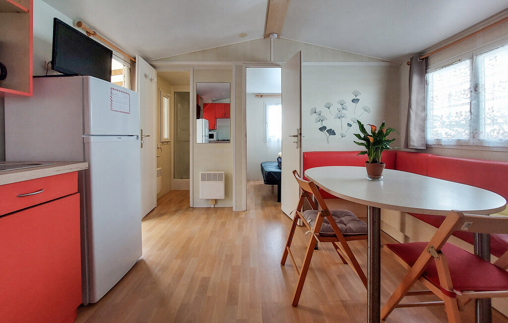 Mobil-home 3 chambres avec piscine intérieure à Carnac - Photo 4