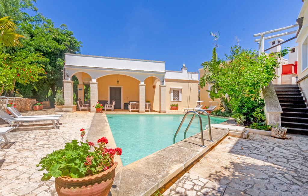 Casal del Borgo 4 – Maison piscine à Ostuni - Photo 1