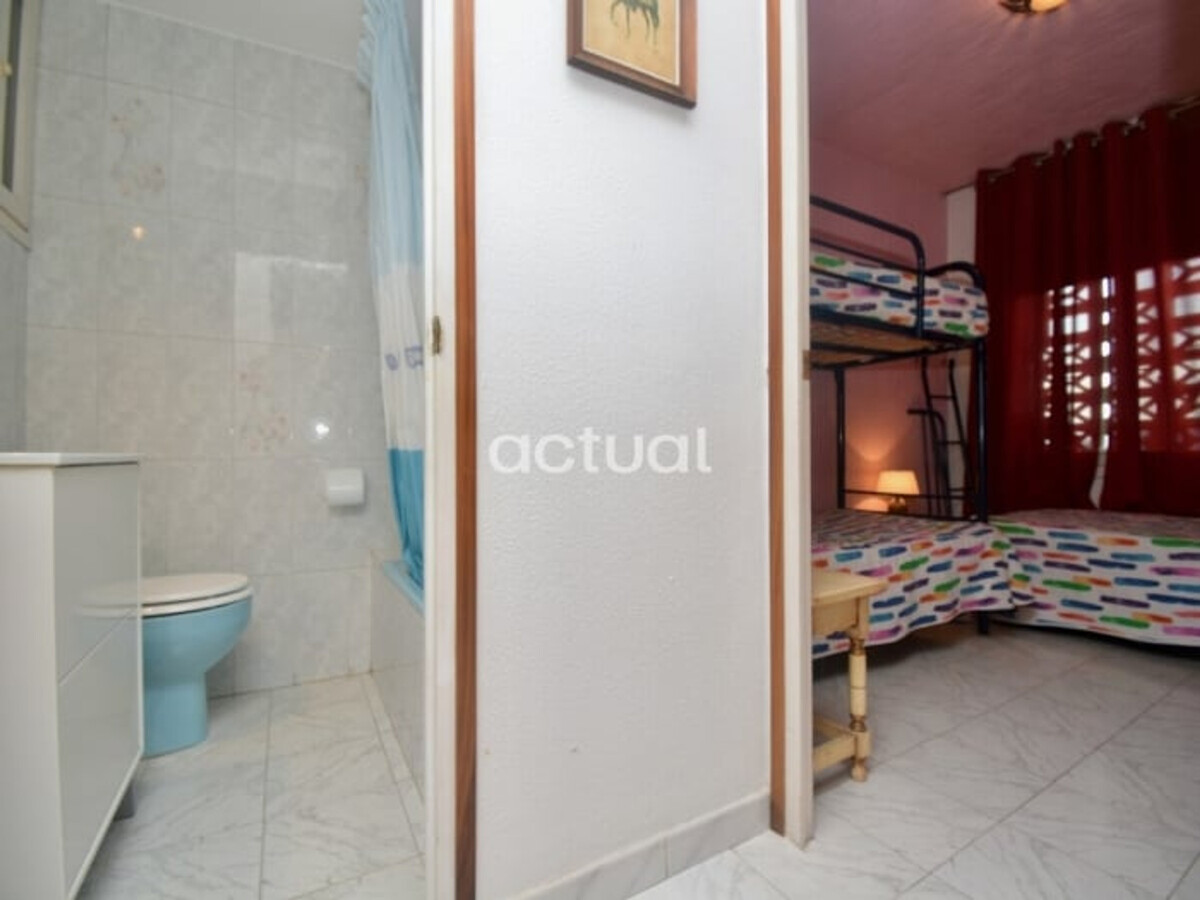 Appartement bord de mer, 9e étage avec terrasse à Platja d'Aro - Photo 17