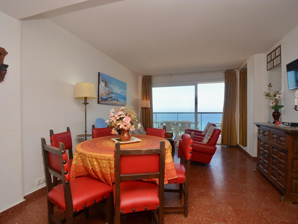 Appartement 2 chambres, terrasse face mer à Platja d'Aro - Photo 3