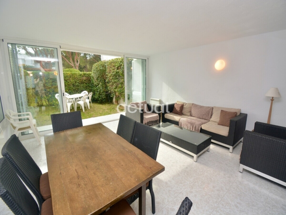 Appartement 2 chambres, 400m plage, jardin et piscine - Photo 5
