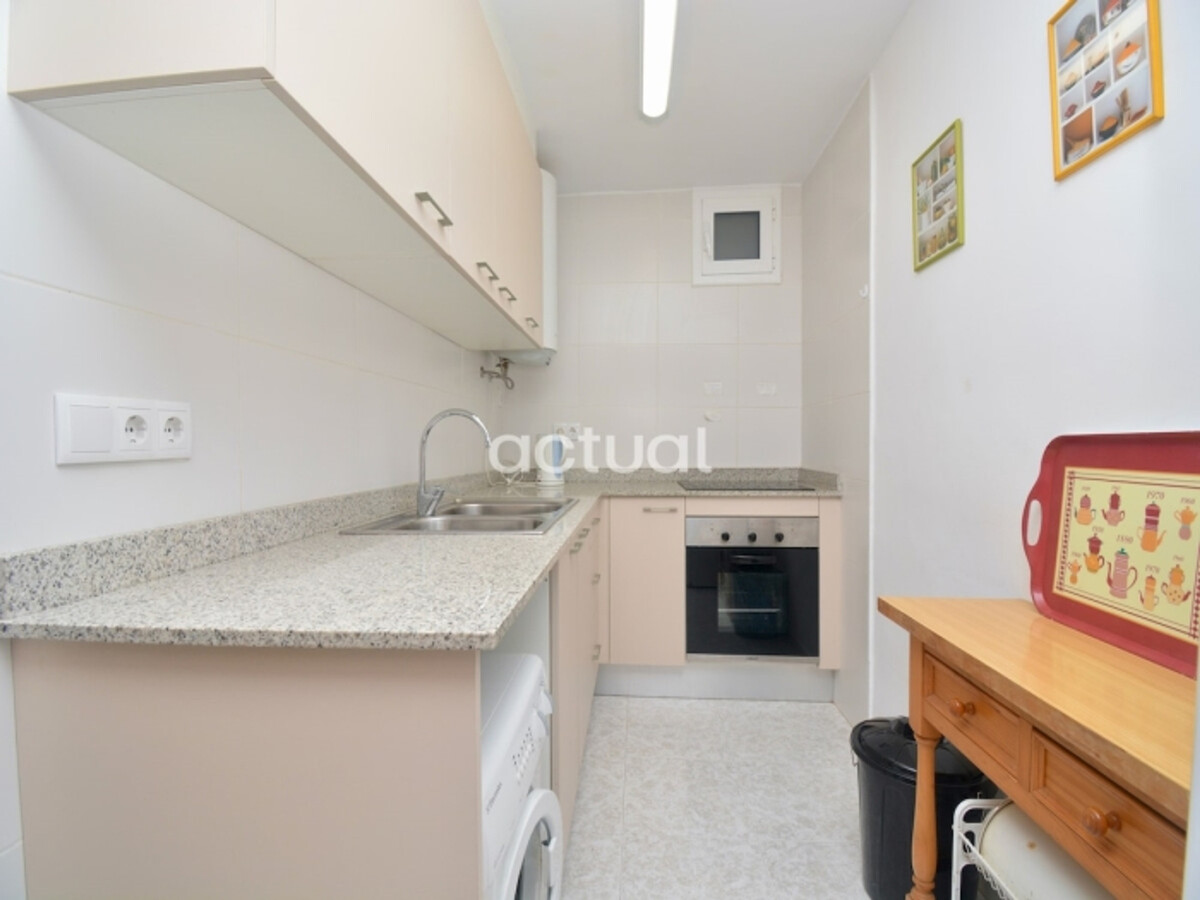 Appartement 2 chambres, 400m plage, jardin et piscine - Photo 14