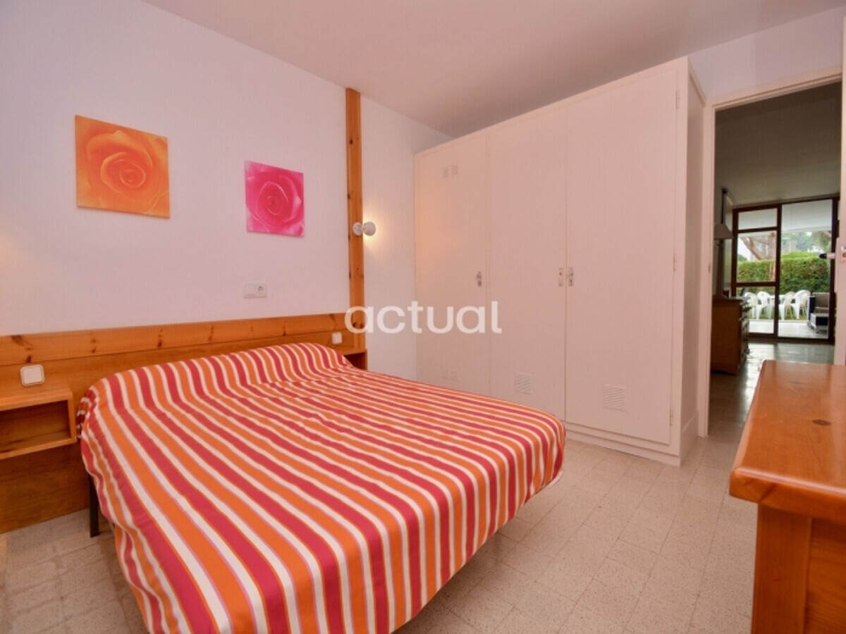 Appartement 2 chambres, 400m plage, jardin et piscine - Photo 20