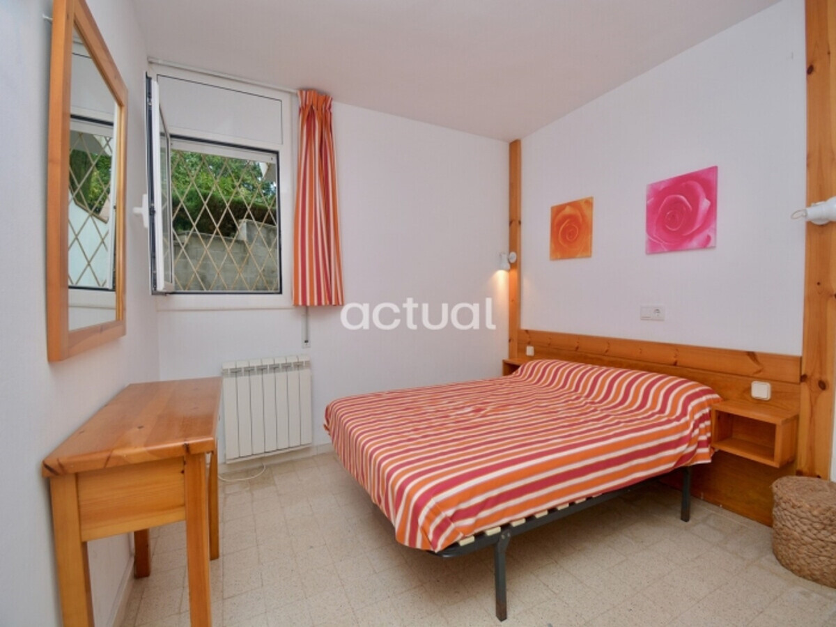 Appartement 2 chambres, 400m plage, jardin et piscine - Photo 22