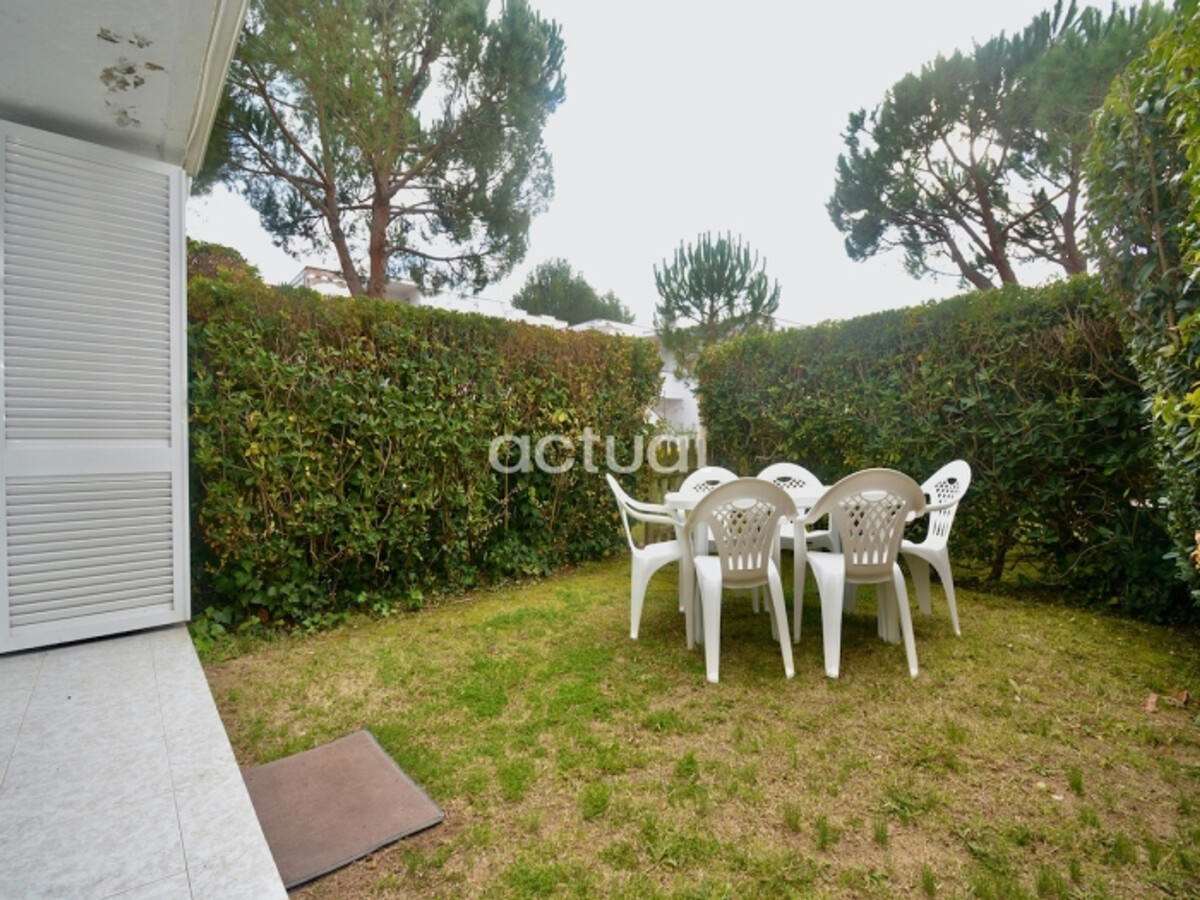 Appartement 2 chambres, 400m plage, jardin et piscine - Photo 24