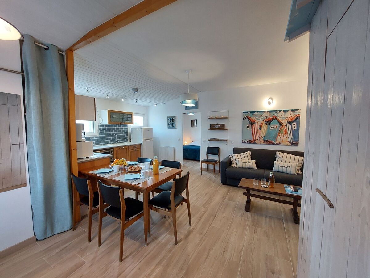 Maison rénovée à L'Épine, mer et marais salants à 500 m - Photo 1