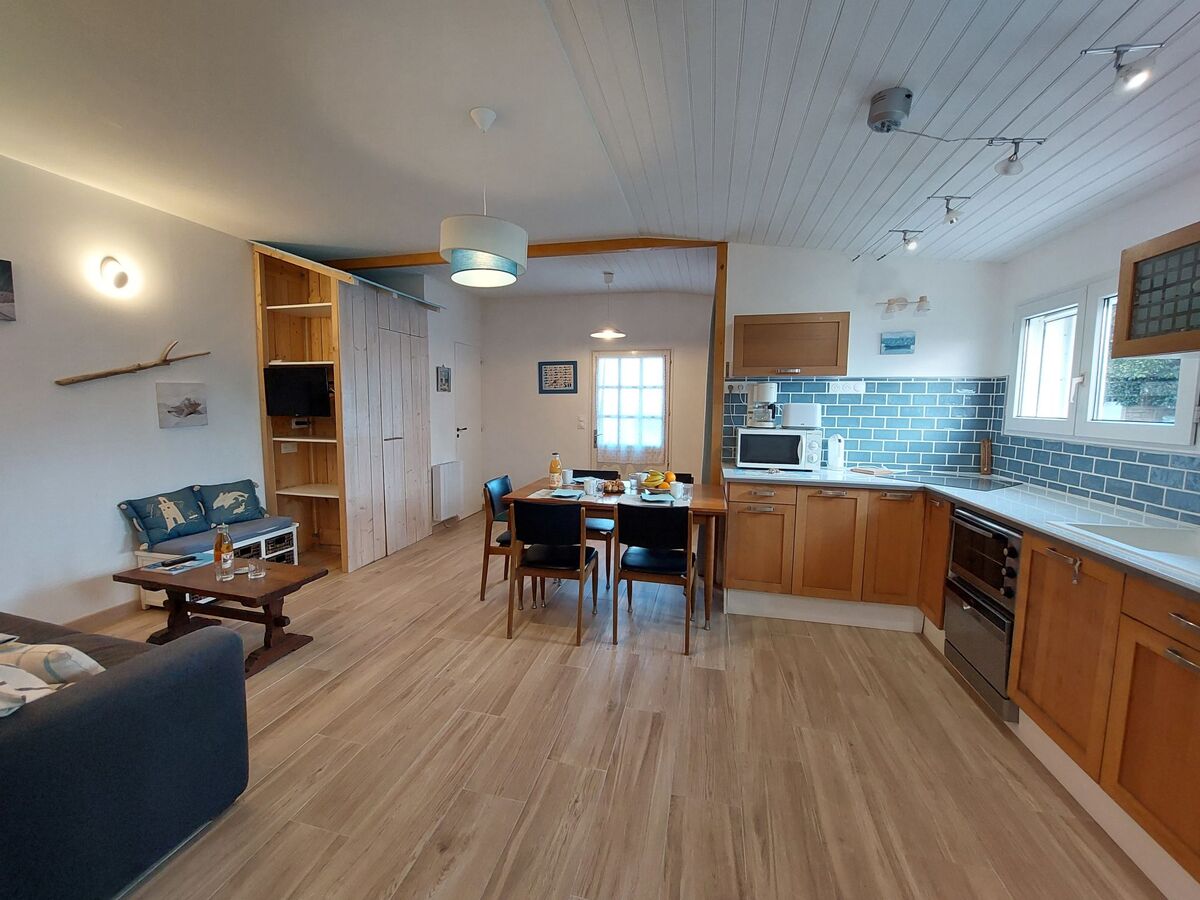 Maison rénovée à L'Épine, mer et marais salants à 500 m - Photo 8