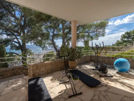 Maison d'artiste rénovée avec vue mer à Toulon : photo 15