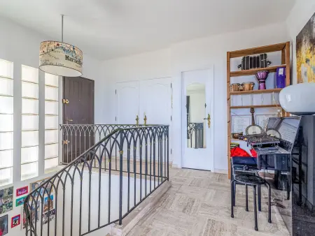 Maison d'artiste rénovée avec vue mer à Toulon : photo 17