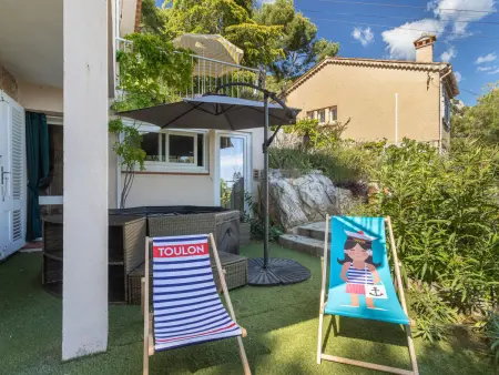 Maison d'artiste rénovée avec vue mer à Toulon : photo 26