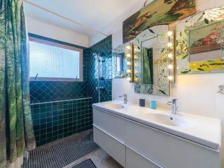 Maison d'artiste rénovée avec vue mer à Toulon : photo 27