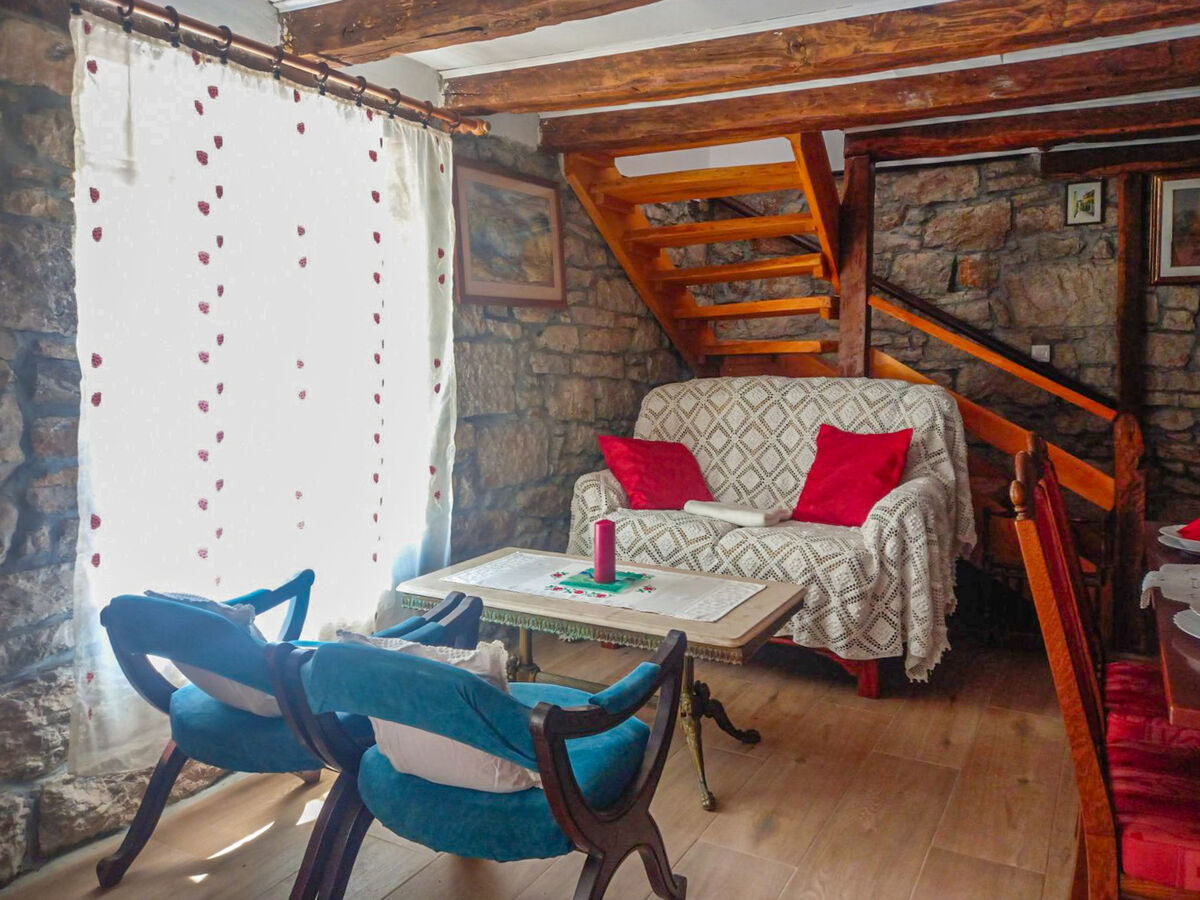 Maison Rustical à Jurdani, 2 chambres, 6 km de la mer - Photo 8