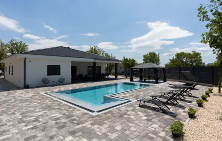 Location maison à Imotski