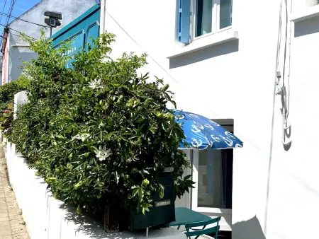 Location maison à Groix, Maison rénovée centre bourg, 3 chambres, proche commerces