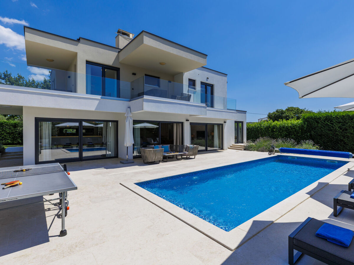 Villa Frani, 4 chambres et piscine chauffée près de Poreč - Photo 1