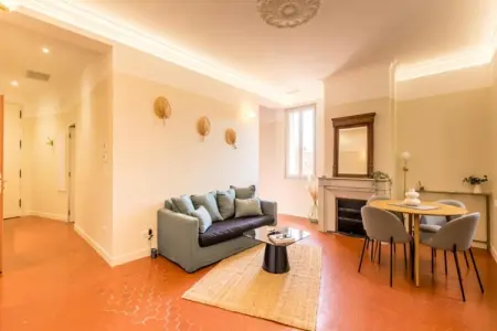 Location maison à Remise des clés au logement, Suite ComÃ©die - PremiÃ¨re conciergerie