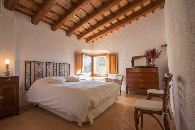 Can Borras, maison 6 chambres avec piscine à Navata - Photo 4