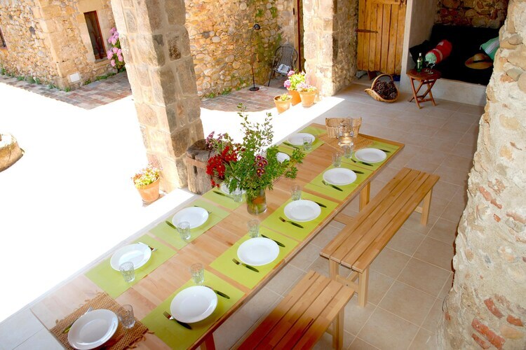 Can Borras, maison 6 chambres avec piscine à Navata - Photo 14