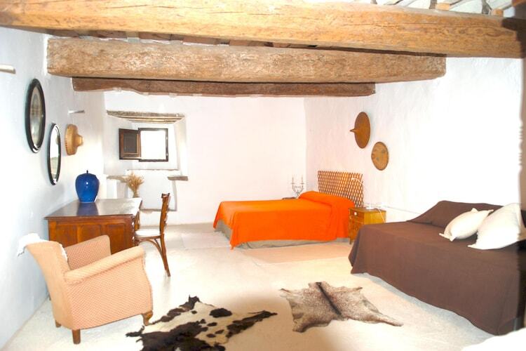 Can Borras, maison 6 chambres avec piscine à Navata - Photo 30