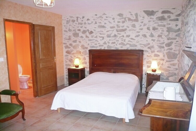 Gîte Affele : pierre et vignes à Montbrun-des-Corbières - Photo 9