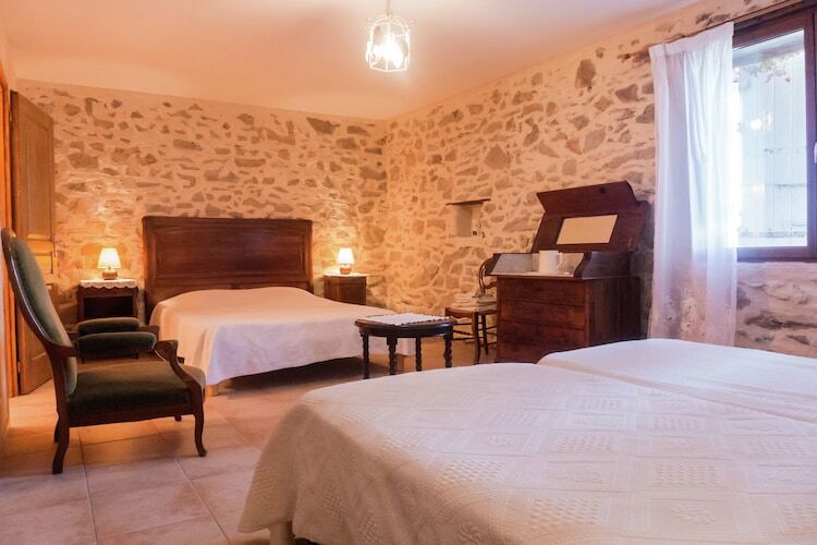 Gîte Affele : pierre et vignes à Montbrun-des-Corbières - Photo 13