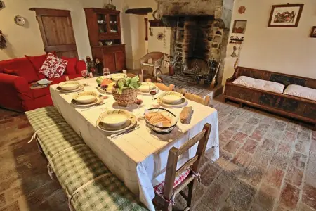 Casal Corniolo- Montalto, Ferme à Apecchio avec piscine - Photo 14
